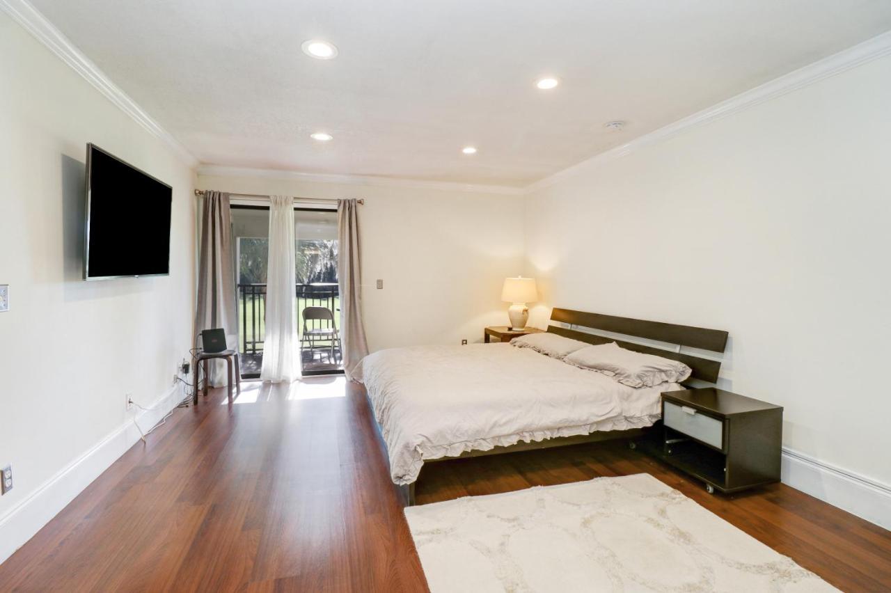 Saddlebrook Golf Course View Condo With Kitchen ウェスレイ・チャペル エクステリア 写真
